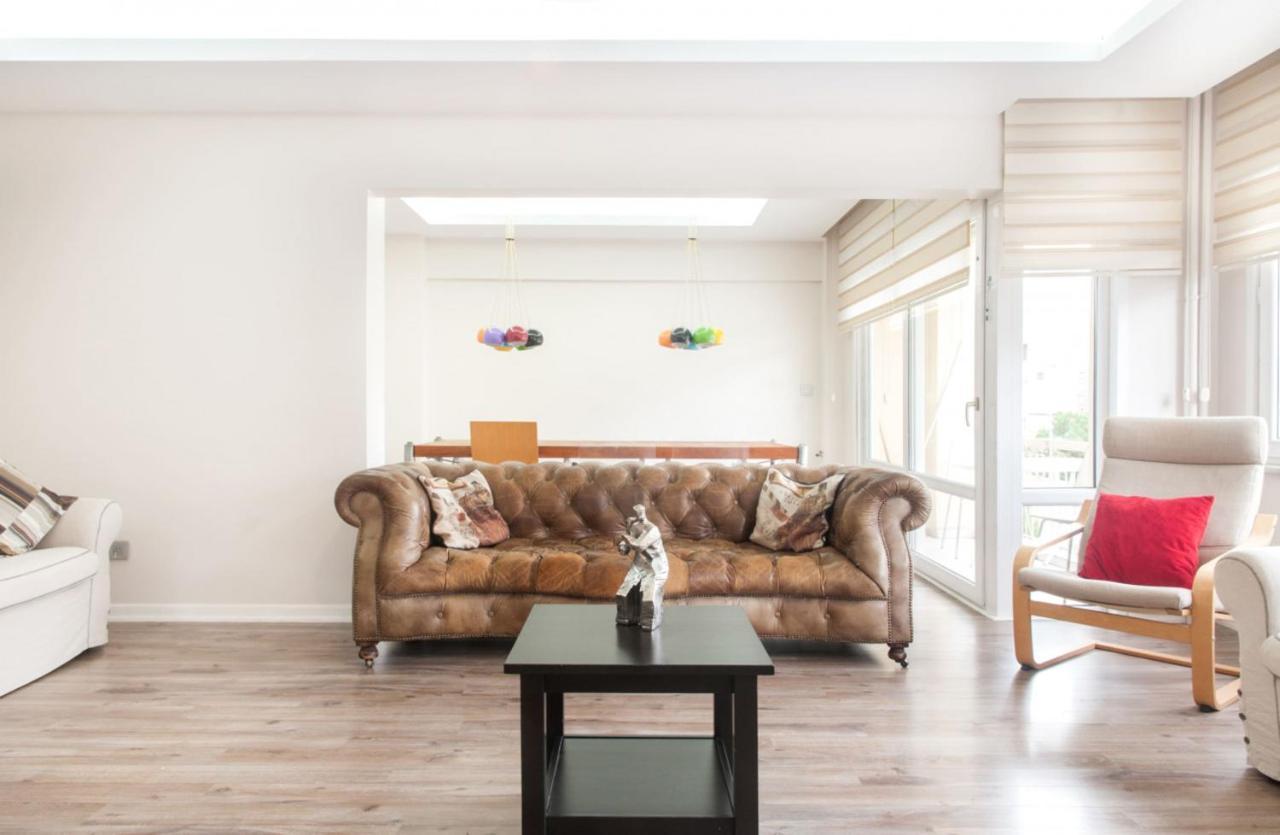 اسطنبول Central And Vibrant Flat With Balcony In Besiktas المظهر الخارجي الصورة
