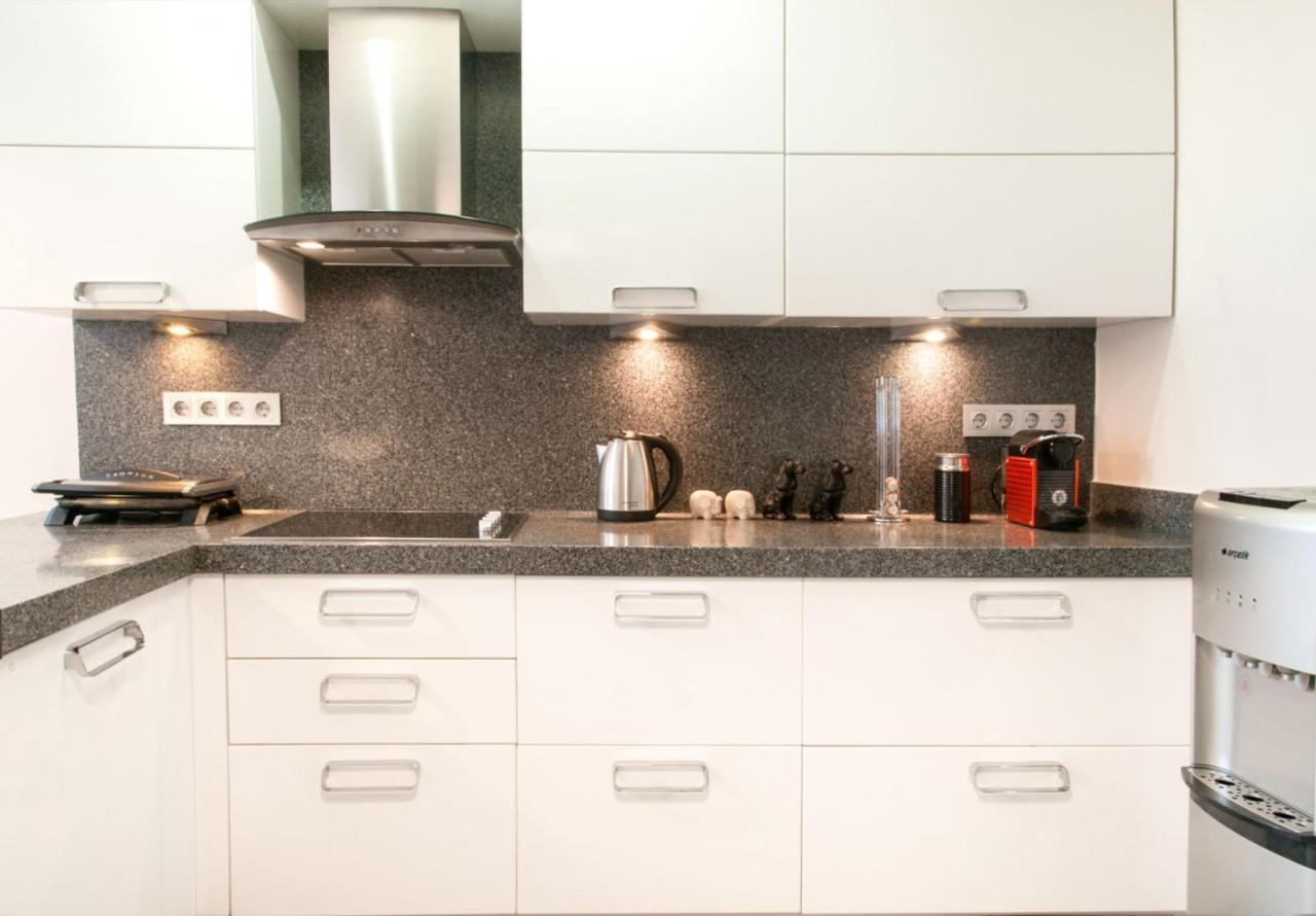 اسطنبول Central And Vibrant Flat With Balcony In Besiktas المظهر الخارجي الصورة