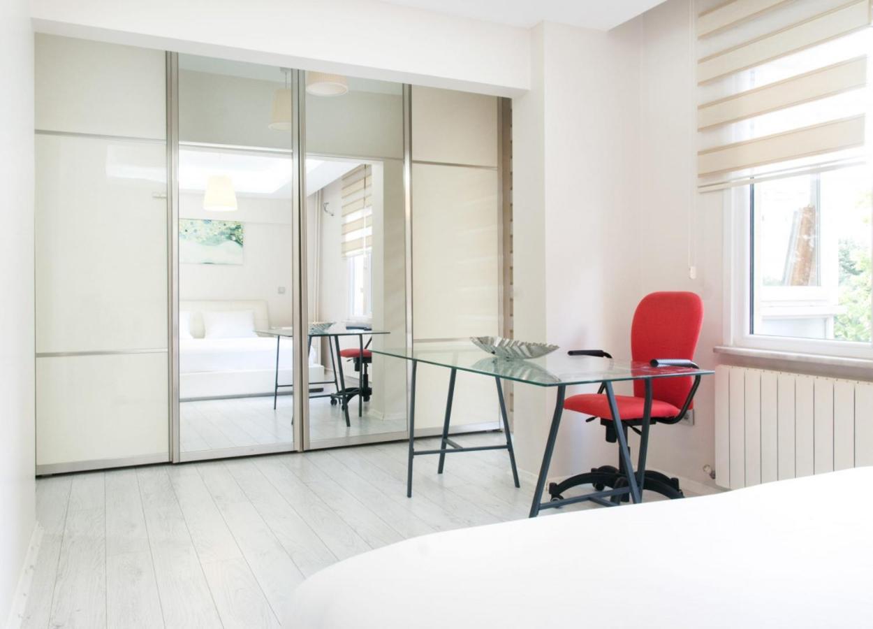 اسطنبول Central And Vibrant Flat With Balcony In Besiktas المظهر الخارجي الصورة